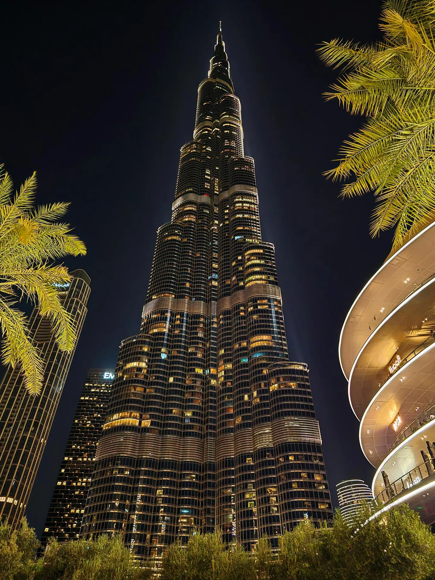 Luxury real estate available in Emirates – Syrama Services