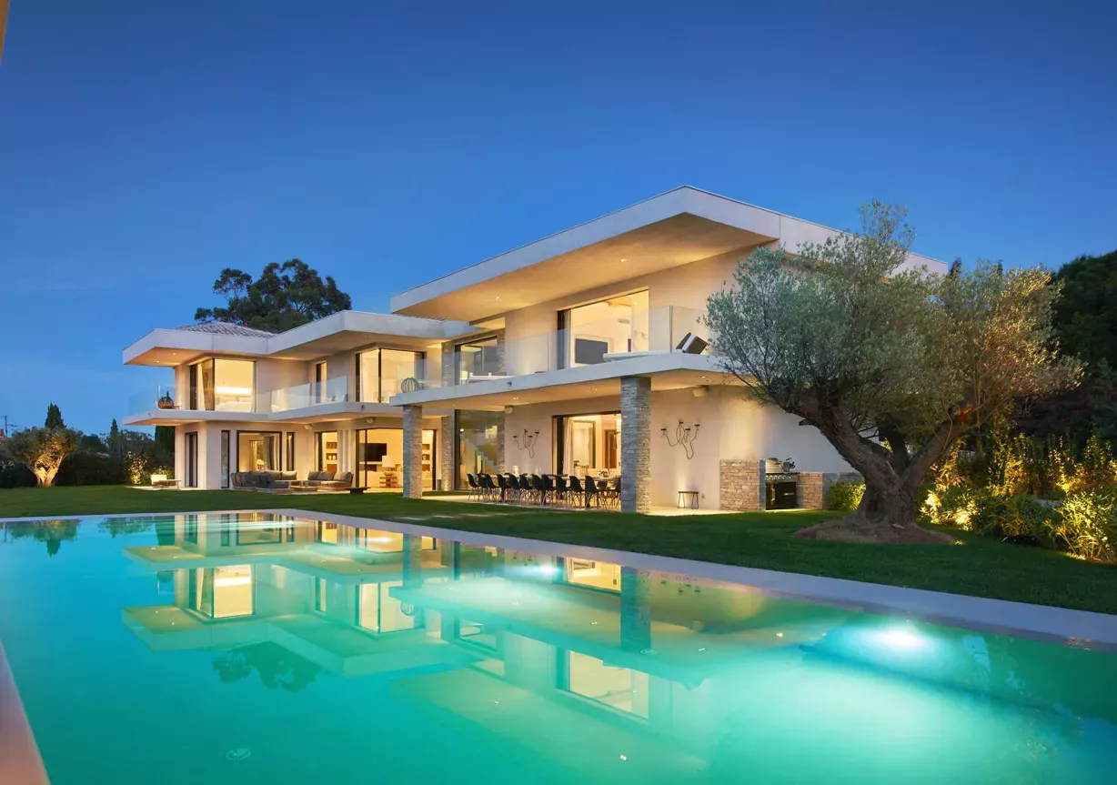 Luxury Villa in Saint-Tropez – 600 m²